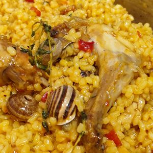 ARROZ DE CALASPARRA MELOSO CON CONEJO Y CARACOLES